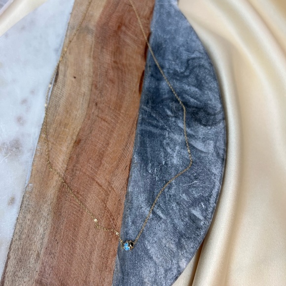 Solid 18K Yellow Gold Ladybug Beautiful Necklace 16" - Picture 4 of 13